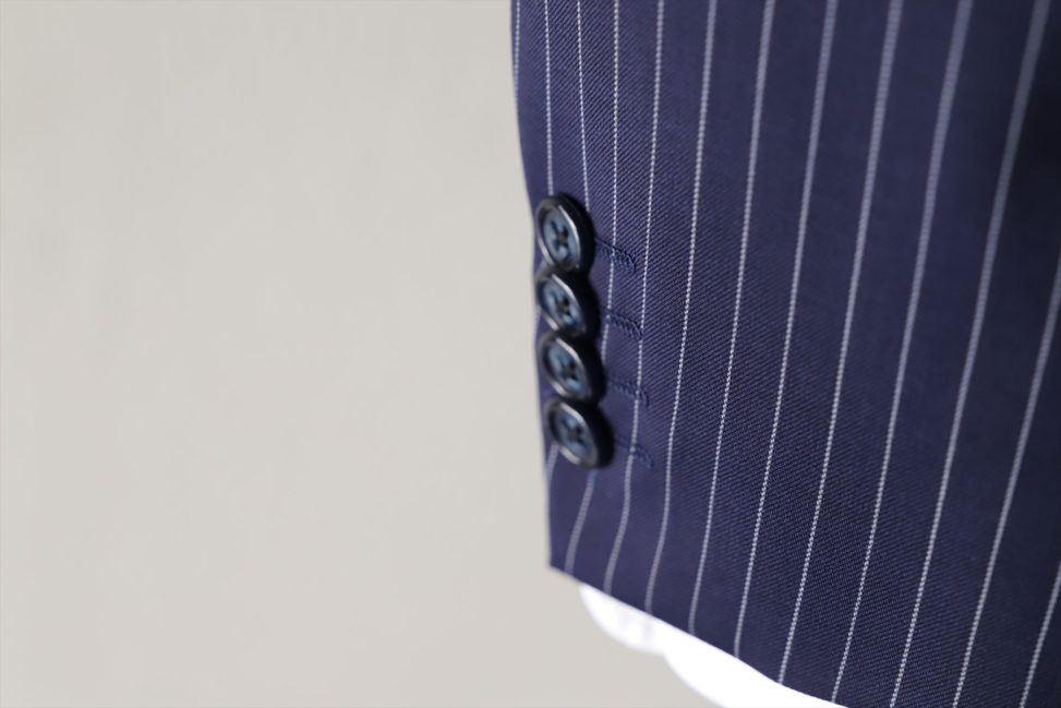 オーダースーツ　福岡　トレーニョ